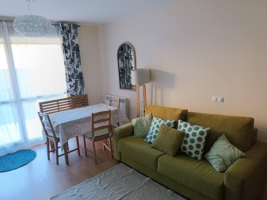 Amplio Apartamento En Sabinanigo - Las Margas Pirineo Aragones Extérieur photo